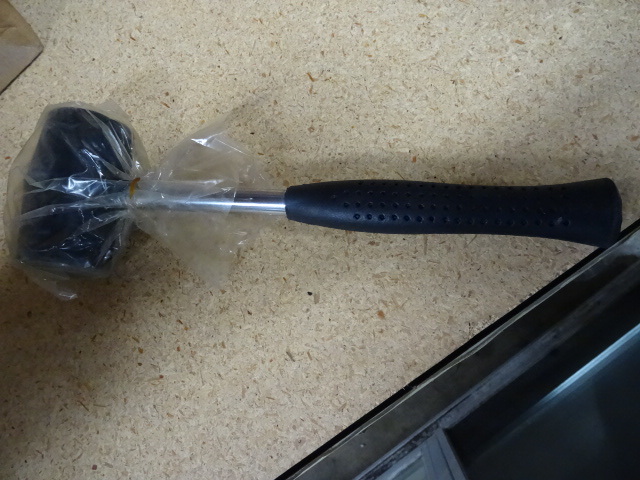 lot 27 image: Small Dead Blow Hammer New Qty 6