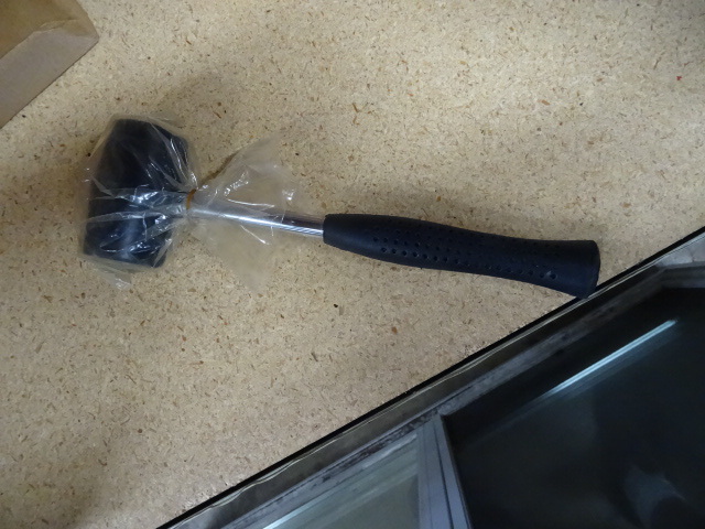 lot 31 image: Small Dead Blow Hammer New Qty 6
