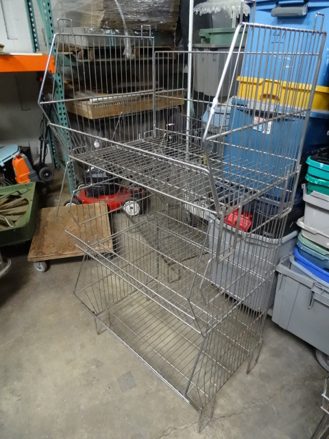 lot 42 image: Stacking Wire Baskets