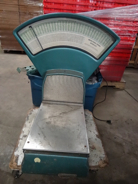 lot 59 image: Triner Shipping Scale 70 lb. Max.