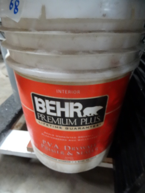 lot 68 image: 5 Gal of Beh R Premium P.V.A Drywall