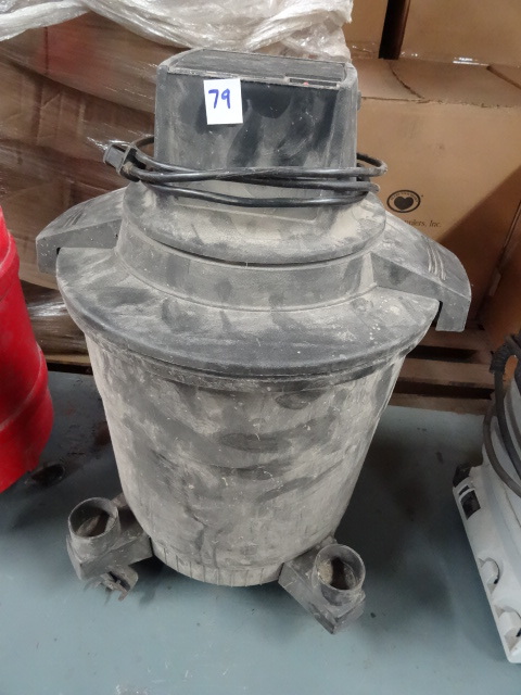 lot 79 image: Craftsman Wet Dry Vacuum