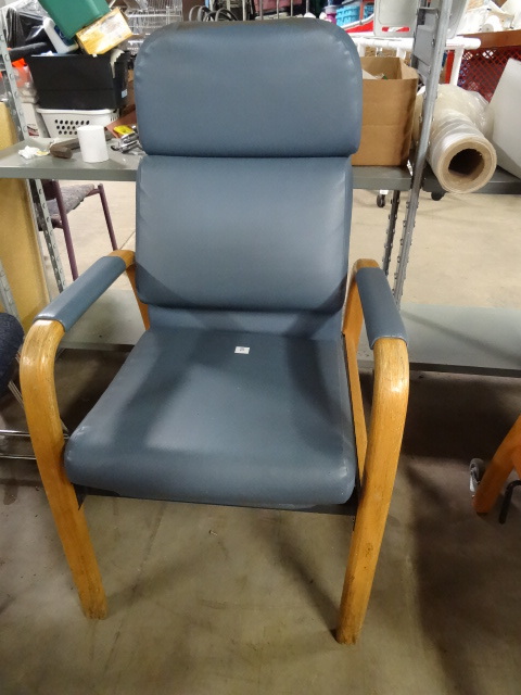 lot 112 image: Hill Rom Hospital Chair. Seat Rocks