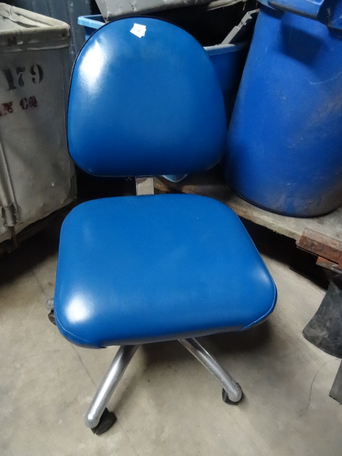 lot 138 image: Office Chair On Wheels