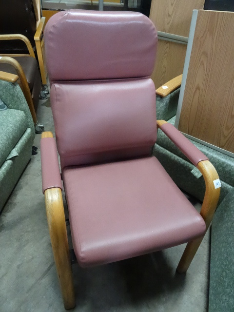 lot 180 image: Hill Rom Hospital Chair.