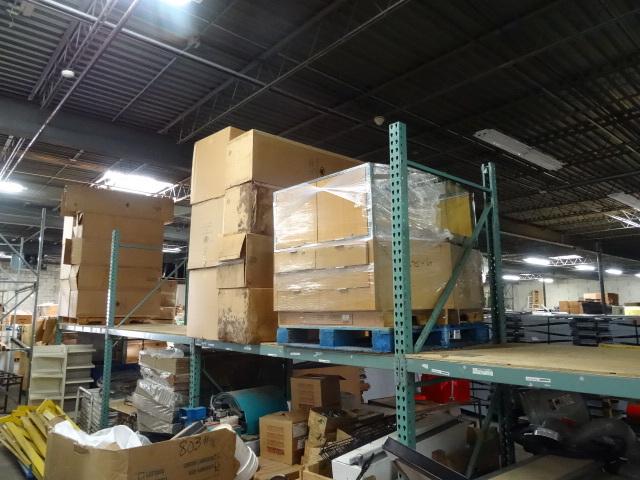 lot 201 image: Teal Drop Style Pallet Rack Unit