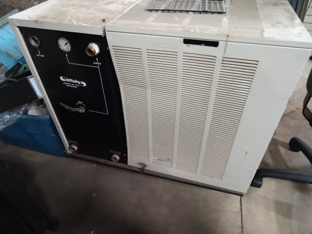 lot 210 image: Affinity Model FWA-050D-ED17CA