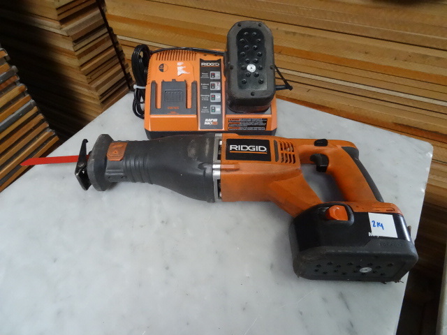 lot 214 image: Ridgid 18 Volt Replicating Saw