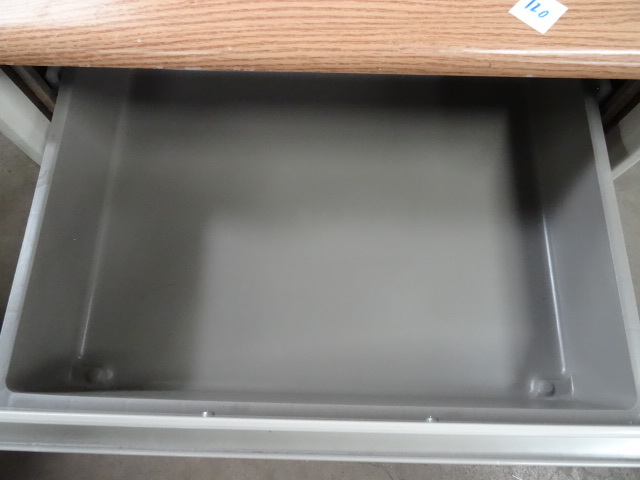 lot 157 image: 3 Drawer DresserCabinet on Wheels