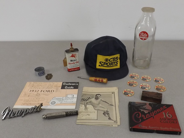 Lot of Vintage Advertising Items