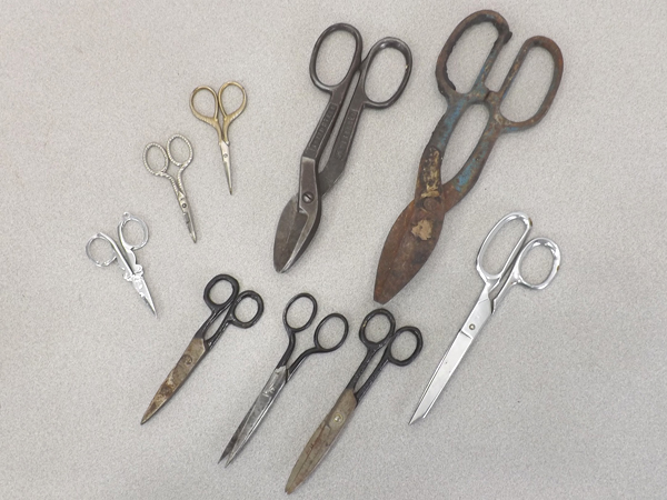 Lot of Vintage Scissors