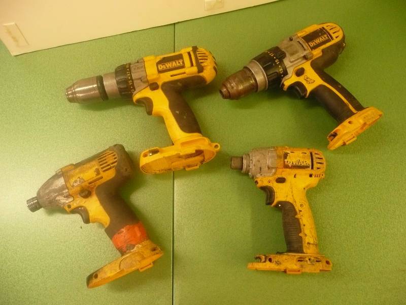DEWALT TOOL GROUP