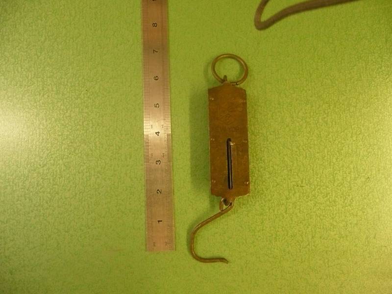 ANTIQUE SCALE