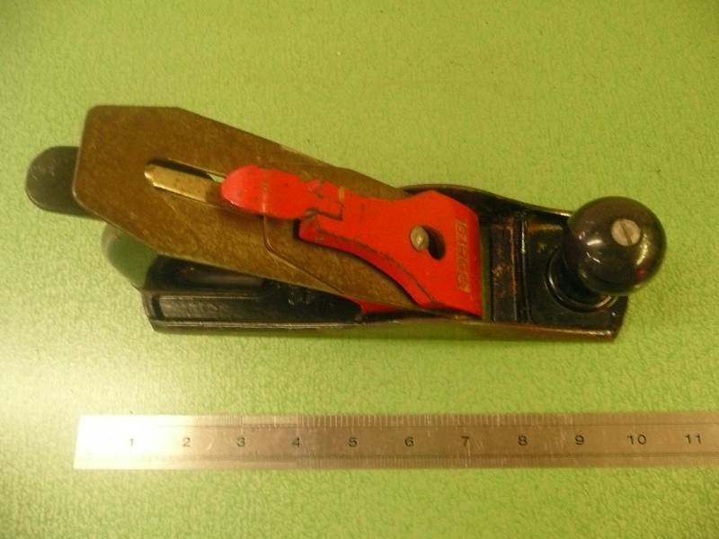 ANTIQUE PLANER