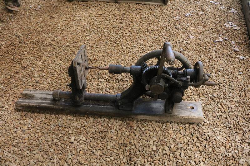 lot 76 image: Old drill Press