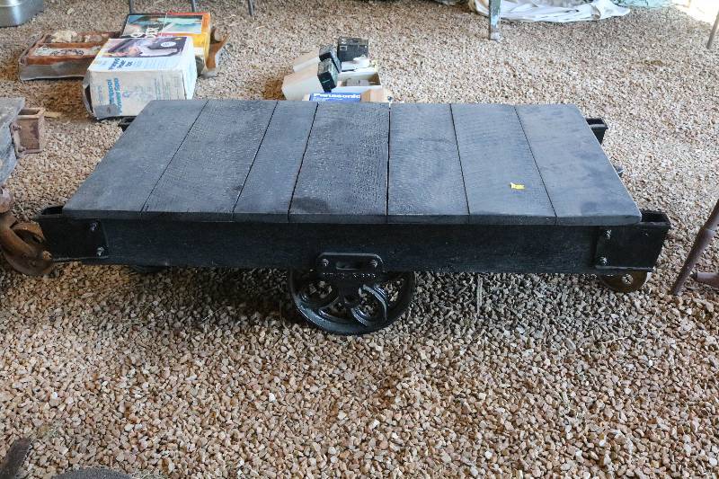 lot 87 image: Black Lindberry Industrial cart