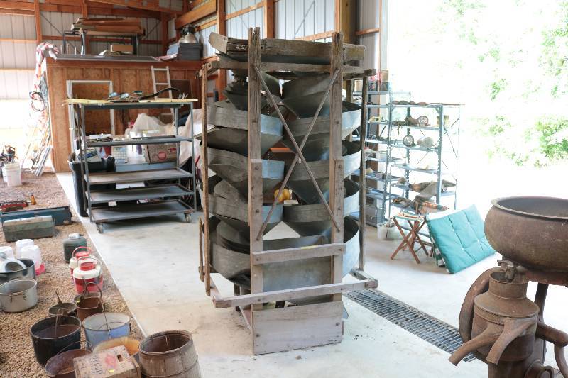 lot 97 image: Antique Pea separator