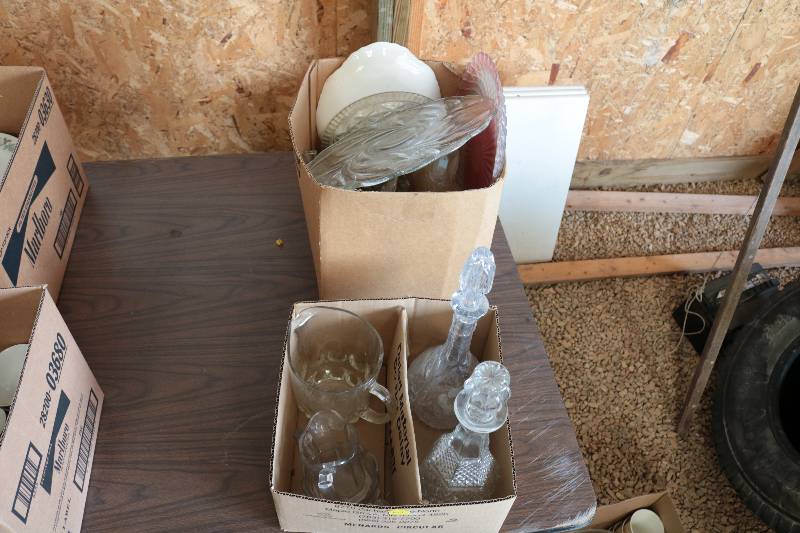 lot 109 image: Misc glass platters and pitchers