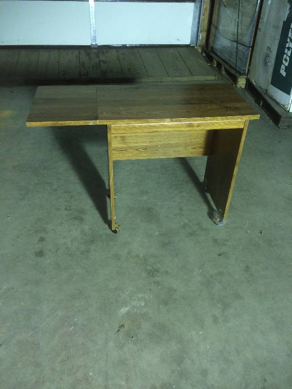 Rolling Computer Desk