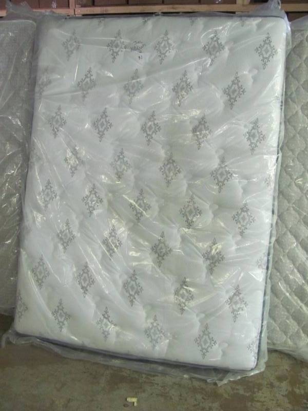 Brand New Serta Perfect Sleeper Morning Light Firm Queen Mattress