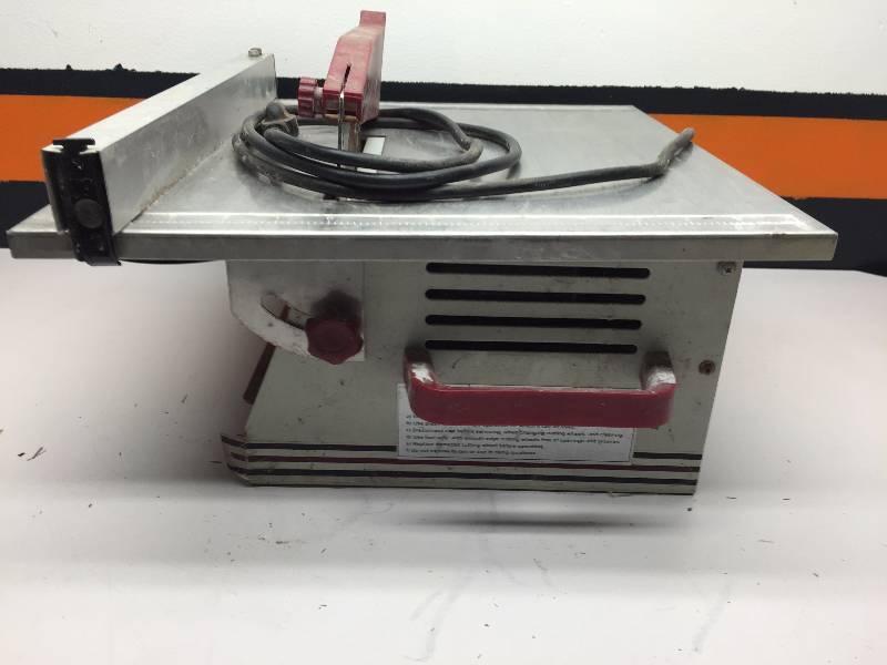 lot 12 image: TOOL SHOP 7 TILE CUTTER