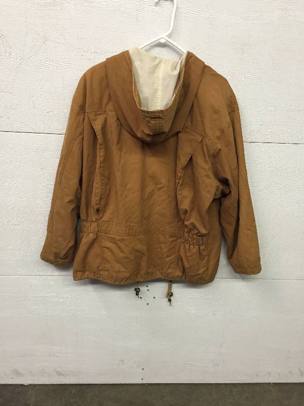 lot 29 image: BADLANDS MENS COAT SIZE MEDIUM