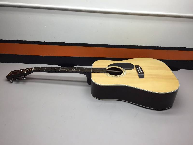 lot 36 image: CARLOS GUITAR WITH CASE MODEL 240