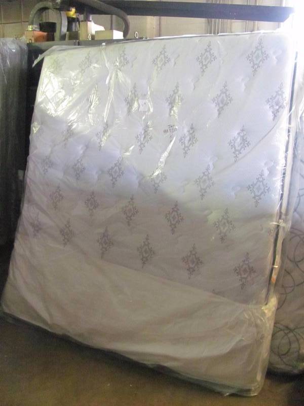 Brand New Serta Morning Light Plush Perfect Sleeper King Mattress