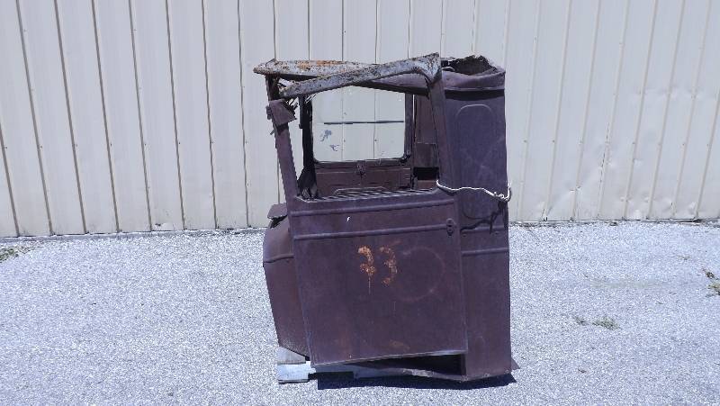 lot 1 image: 1920s Model T Pickup Truck Cab