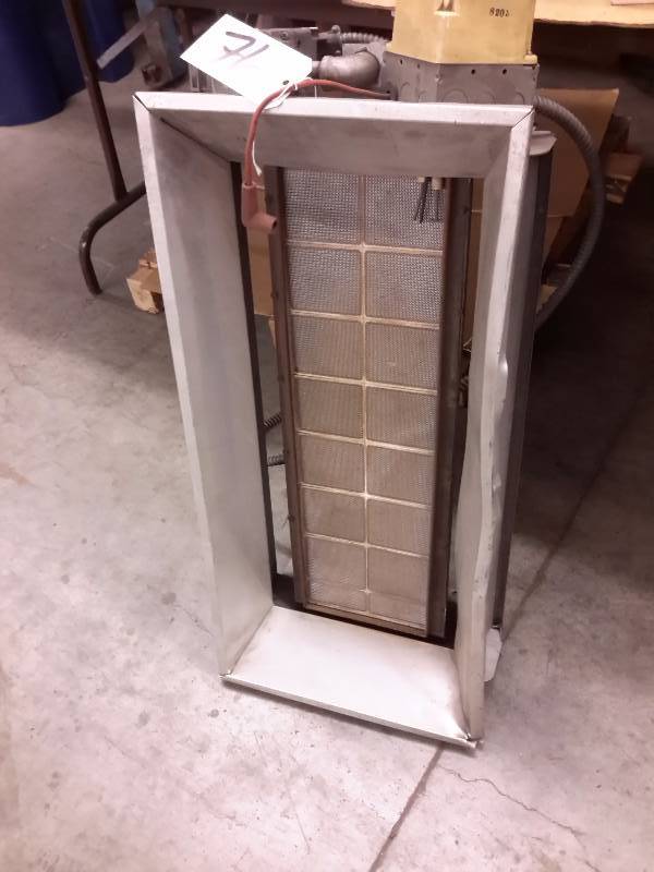 lot 76 image: Infra Red Heater. 30 in x 14in.. Untested, but should work