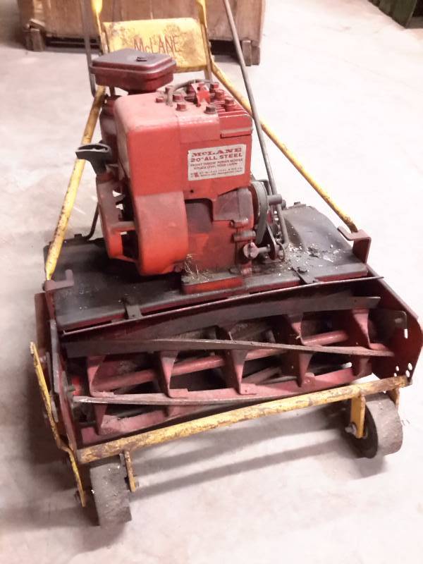 lot 88 image: McLane, 20 in REEL mower.. This is very old and was used VERY LITTLE.. Cant say NEW, but with some work.. Should do very well.. If you want this type of mower..
