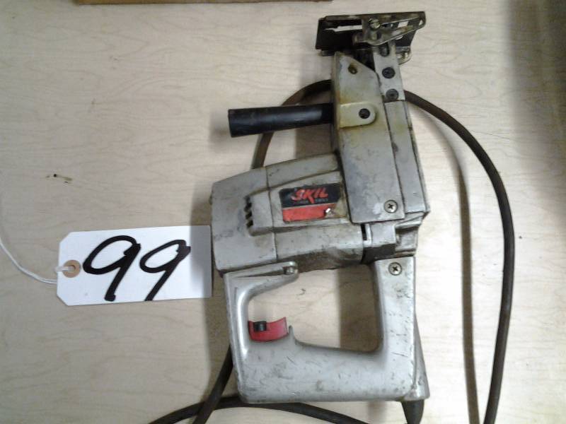 lot 99 image: Vintage SKIL, Sawsall.. Untested, but works