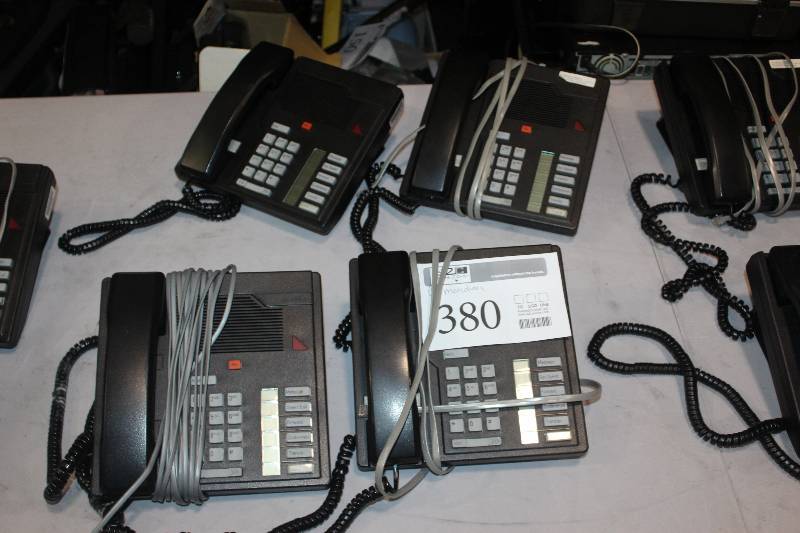 lot 380 image: Lot of (4) Meridian M2006 Telephones