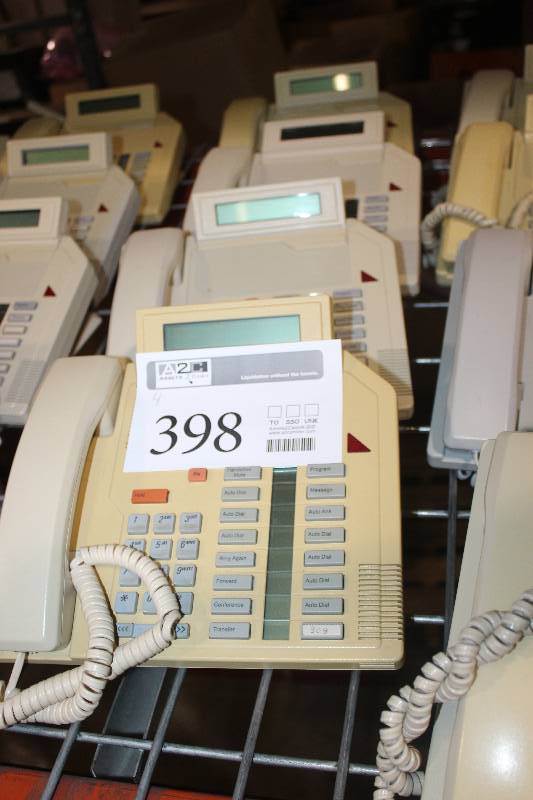 lot 398 image: Lot of (4) Meridian M2616 Telephones w Display