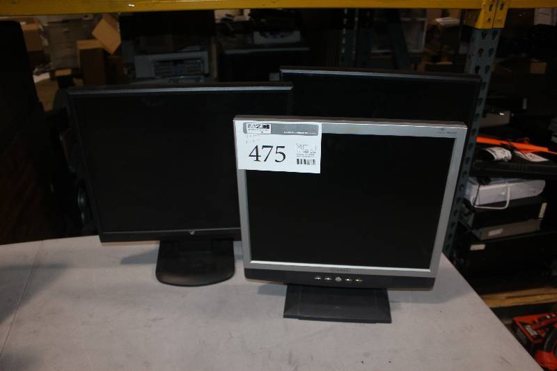 lot 475 image: Lot of (3) Monitors Including 2) 19 TFT LCD D1912 AND 1) Hyundai 17 ImageQuest