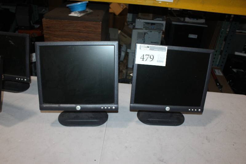 lot 479 image: Lot of (2) Dell 17 Monitors