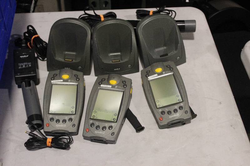 lot 505 image: Lot of (3) Palm Computing Platform SPT 1700 Handset w Charger & Cord
