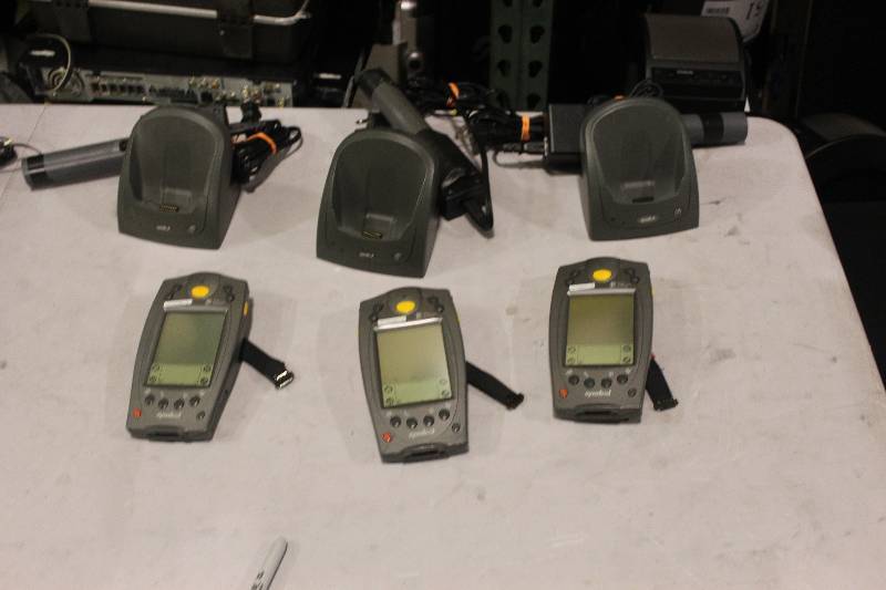 lot 511 image: Lot of (3) Palm Computing Platform SPT 1700 Handset w Charger & Cord
