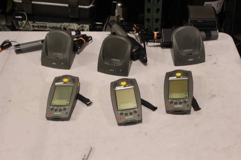 lot 516 image: Lot of (3) Palm Computing Platform SPT 1700 Handset w Charger & Cord