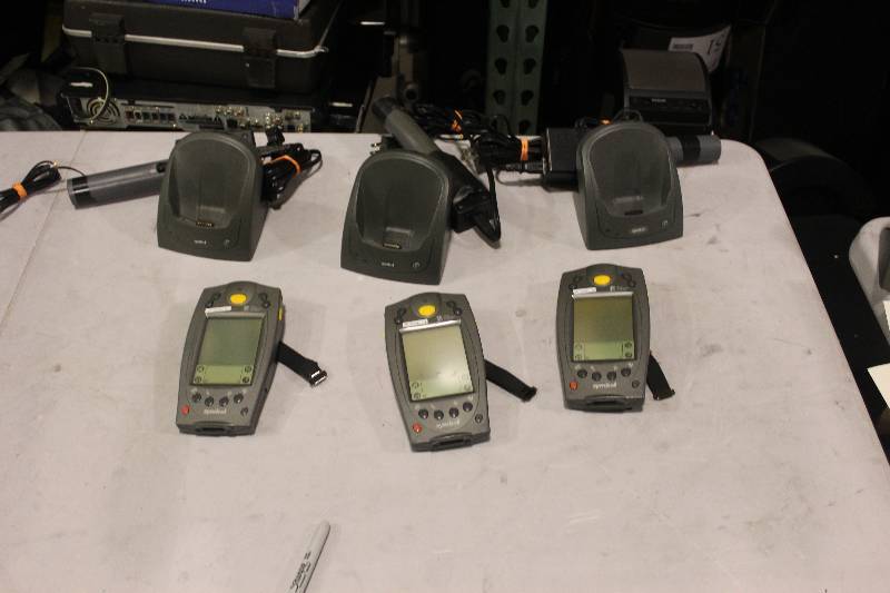 lot 519 image: Lot of (3) Palm Computing Platform SPT 1700 Handset w Charger & Cord