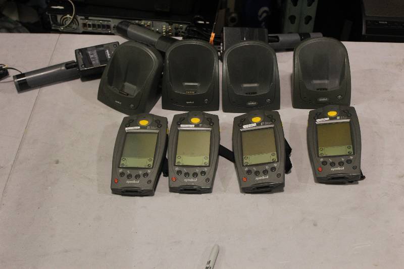 lot 528 image: Lot of (4) Palm Computing Platform SPT 1700 Handset w Charger & Cord