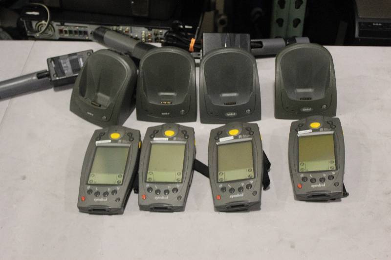 lot 531 image: Lot of (4) Palm Computing Platform SPT 1700 Handset w Charger & Cord