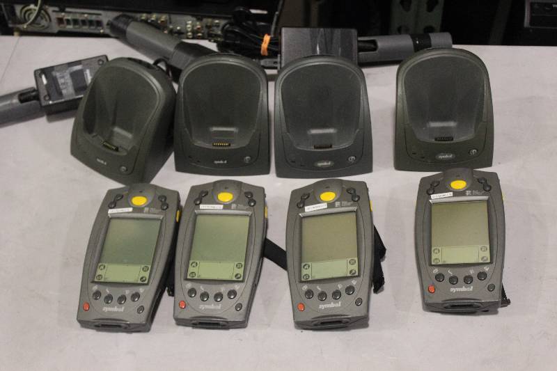 lot 535 image: Lot of (4) Palm Computing Platform SPT 1700 Handset w Charger & Cord
