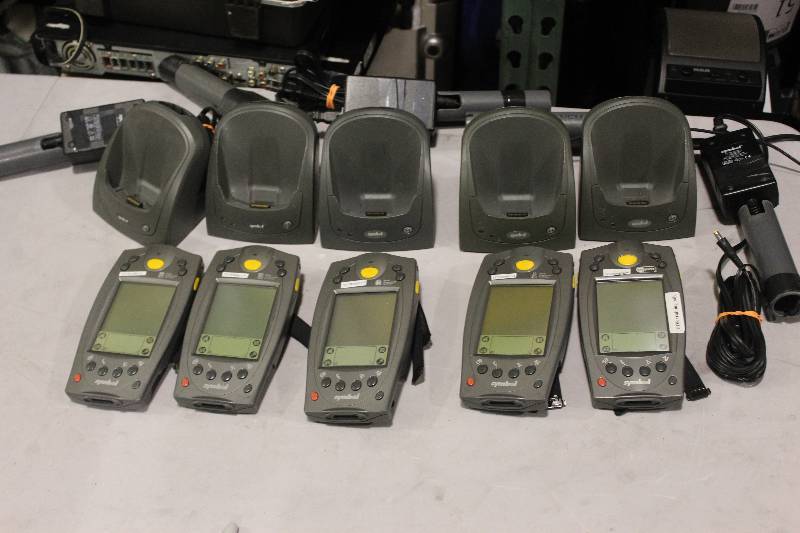 lot 554 image: Lot of (5) Palm Computing Platform SPT 1700 Handset w Charger & Cord