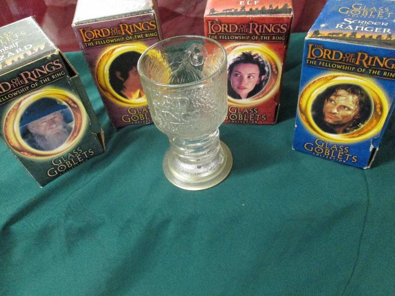 Set of 4 Lord of the Rings Glass Go...