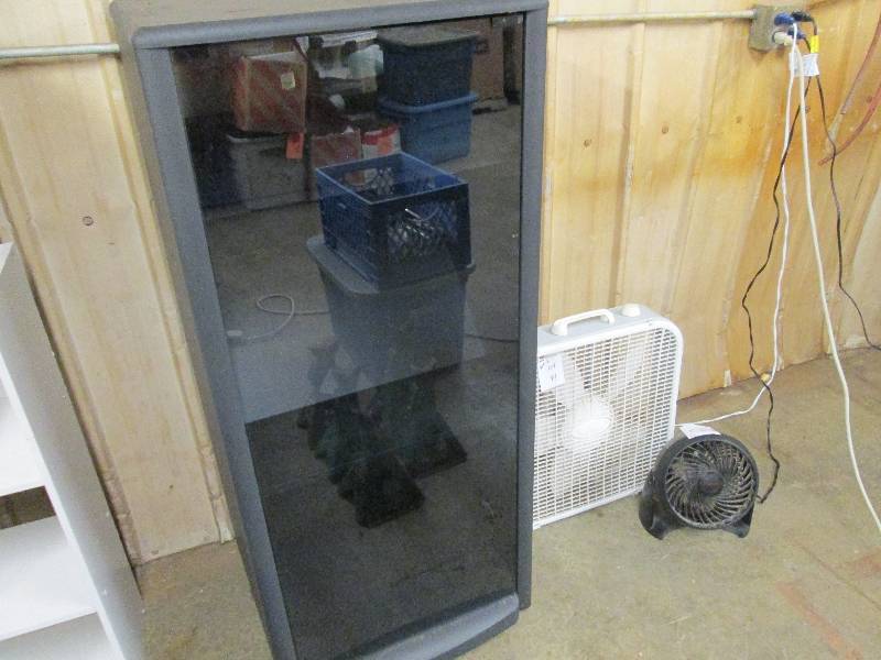 Black woodglass media shelving uni...