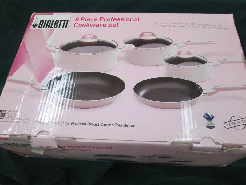 Bialetti 8 pc Pink Cookware set...