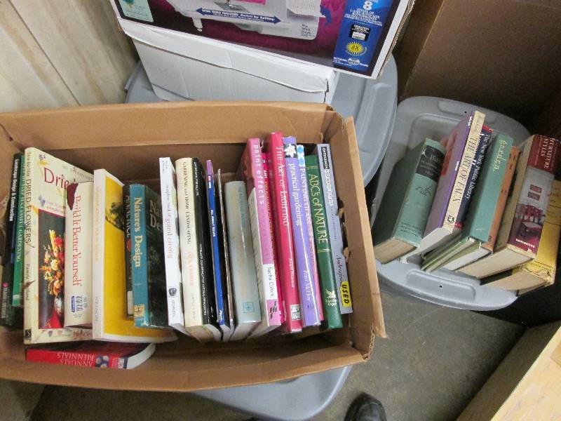 Large lot of How To Books, Improvem...