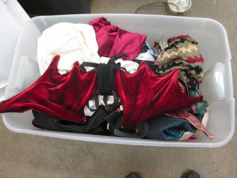 Extra large tote containing Belly D...
