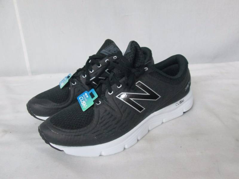 lot 64 image: New Balance Mens 775v2 Running Shoe - Wide